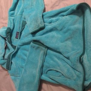 Patagonia XL pullover green